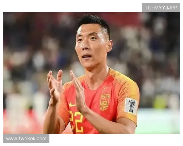 于大宝再度展现老将风采引领球队逆转取胜彰显国足球场精神力量 于大宝再度展现老将风采引领球队逆转取胜彰显国足球场精神力量